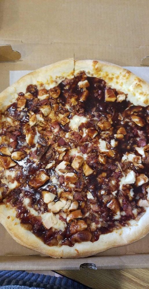 Mama's Pizza 3412 Derry St, Harrisburg
