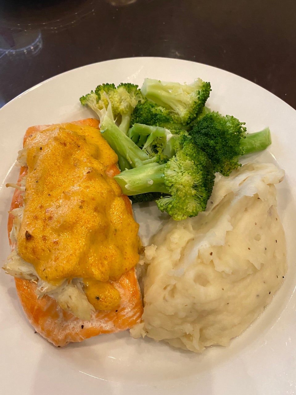 Leeds Ltd Restaurant and Lounge 750 Eisenhower Blvd, Harrisburg