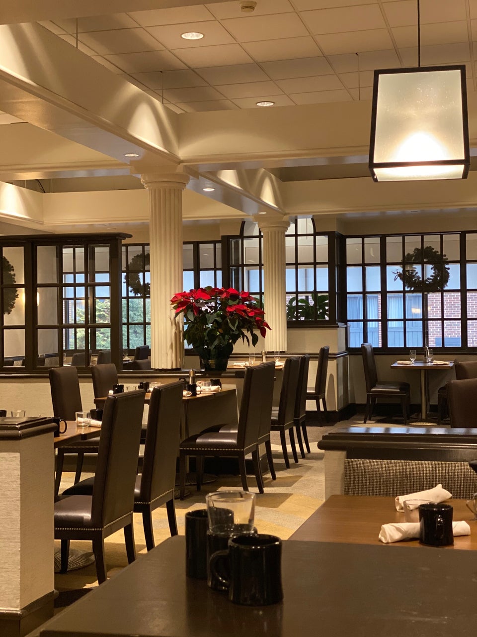 Dog and Pony Restaurant and Pub 4650 Lindle Rd, Harrisburg