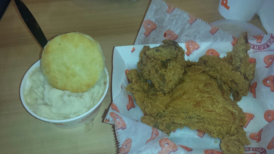 Popeyes Louisiana Kitchen 1401 Manheim Pike, Lancaster
