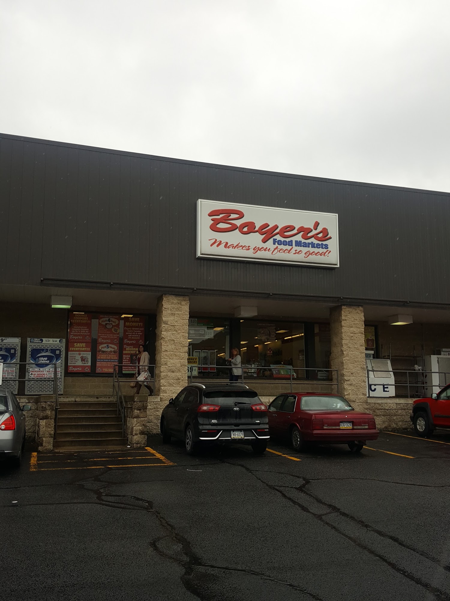 Boyer's Food Market Lykens