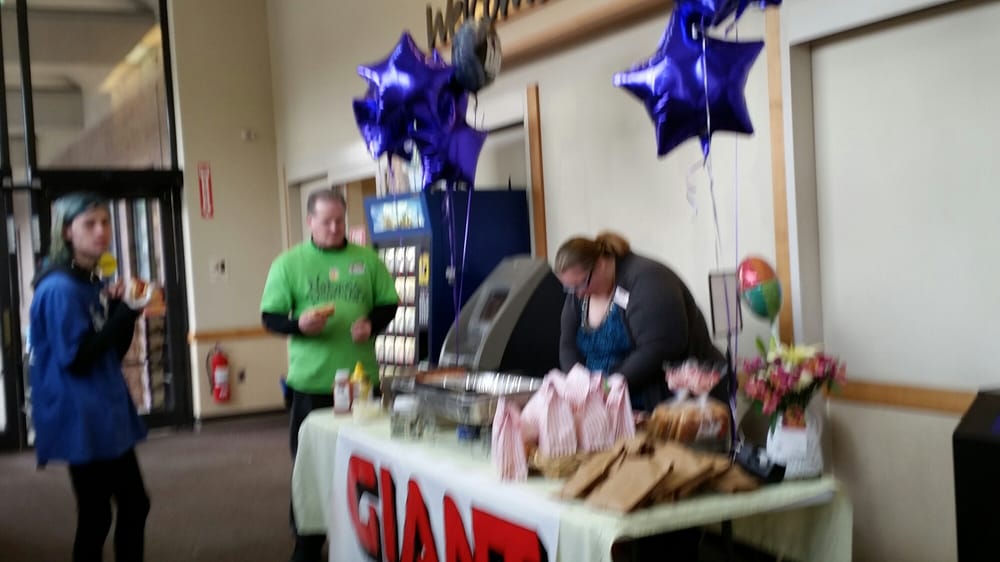 Giant Food Stores 4855 West Chester Pike, Newtown Square