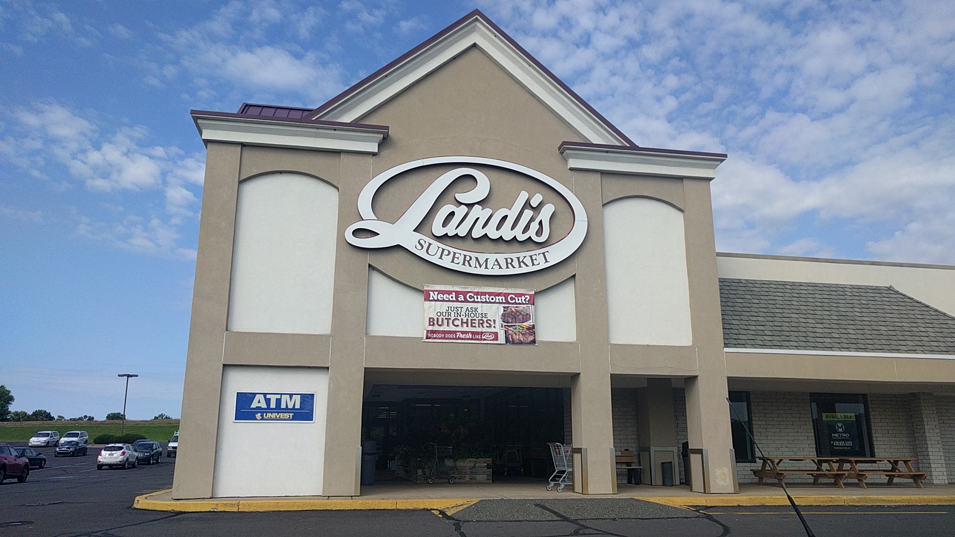 Landis Supermarket