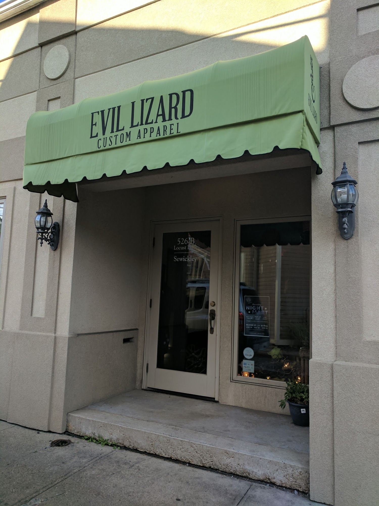 Evil Lizard Custom Apparel Boutique