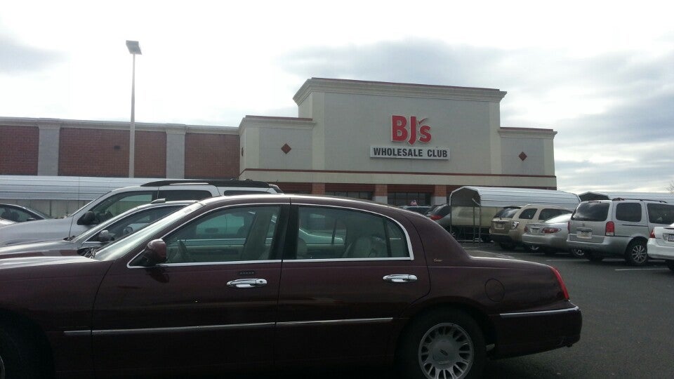 BJ's Wholesale Club Tire Center 200 Easton Rd, Warrington