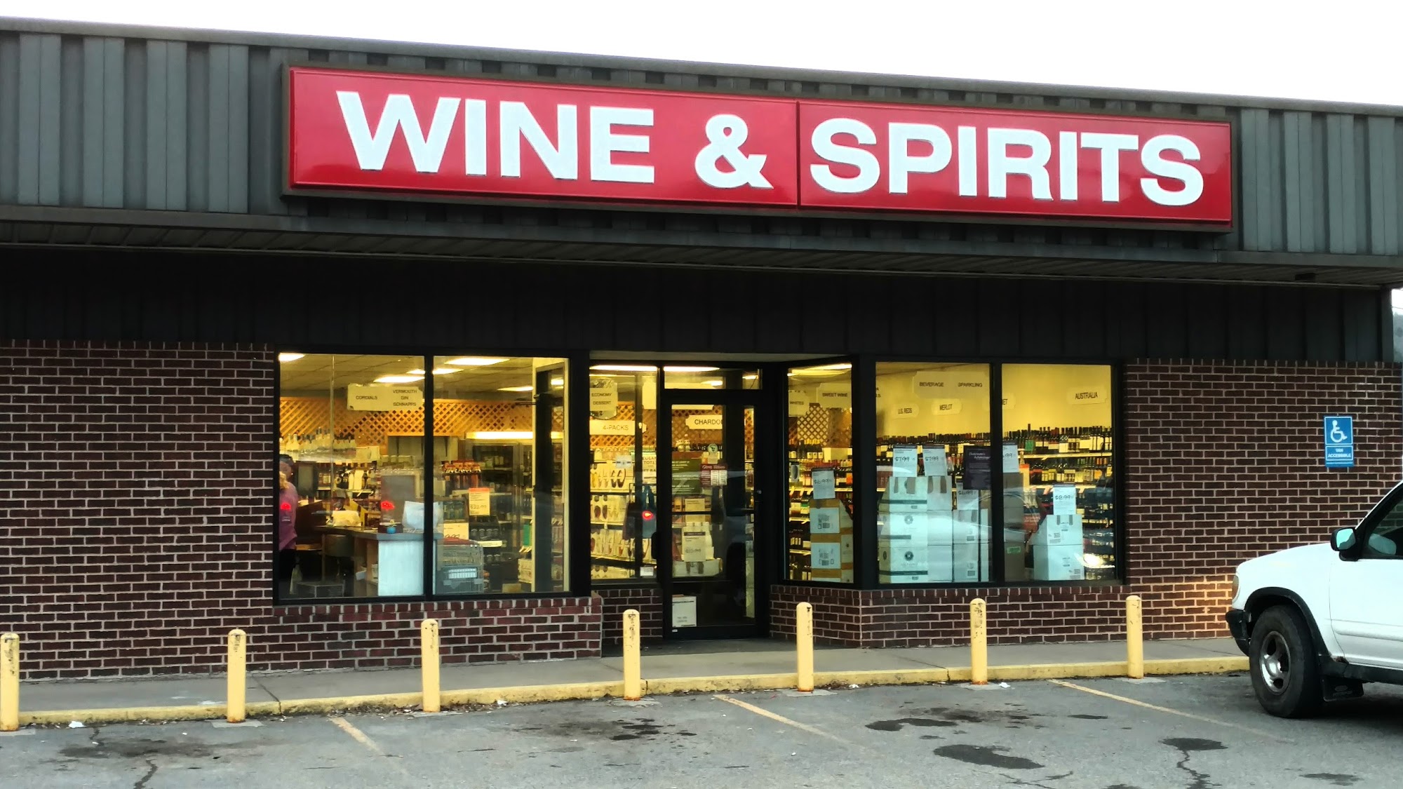 Fine Wine & Good Spirits #4106