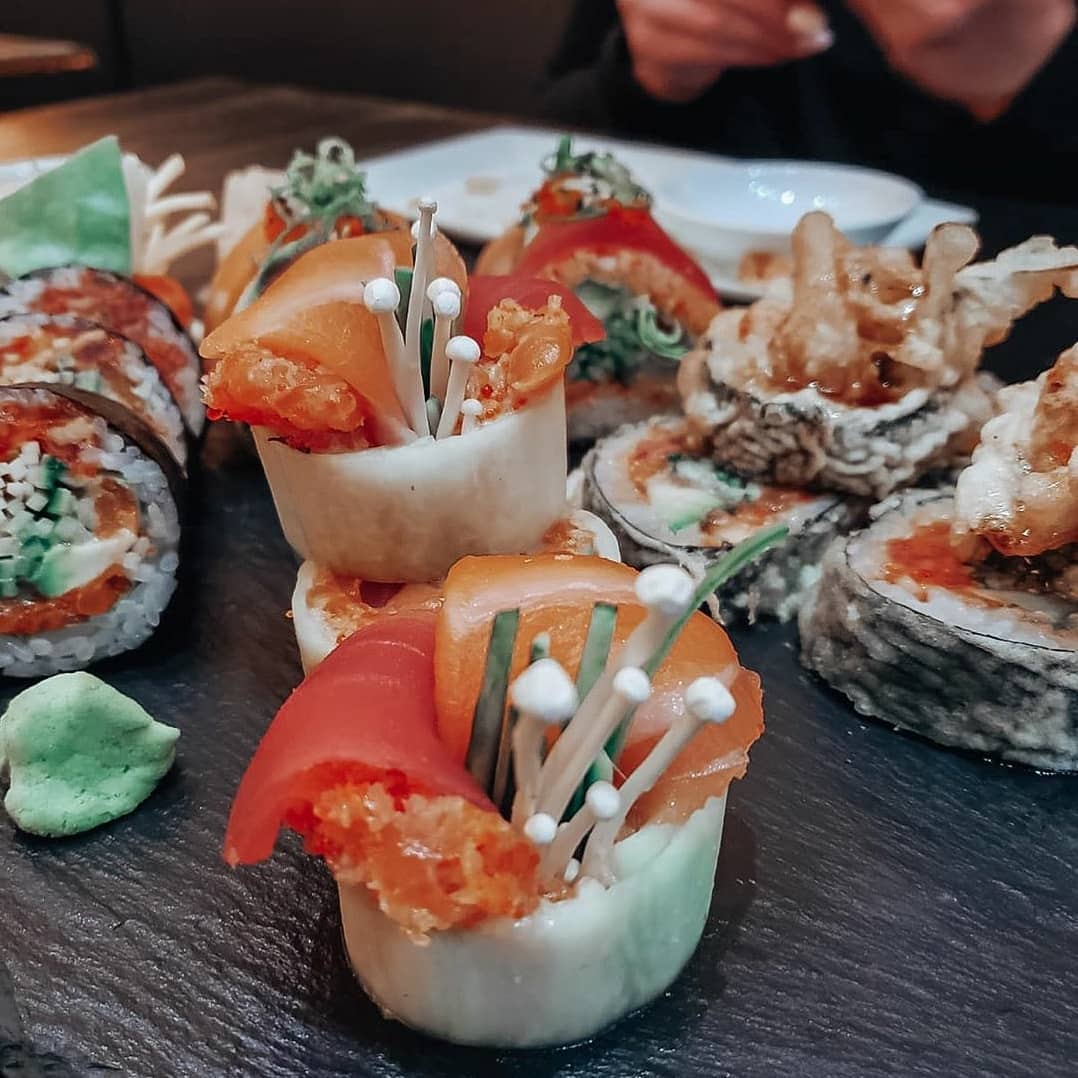 Saint Sushi Plateau 424 Duluth Ave E, Montreal