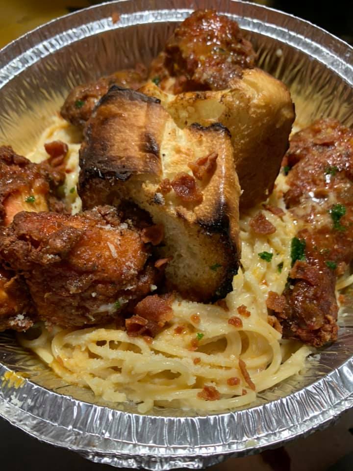 Le Coq de L'Est 2015 inc 8803 Rue Hochelaga, Montréal