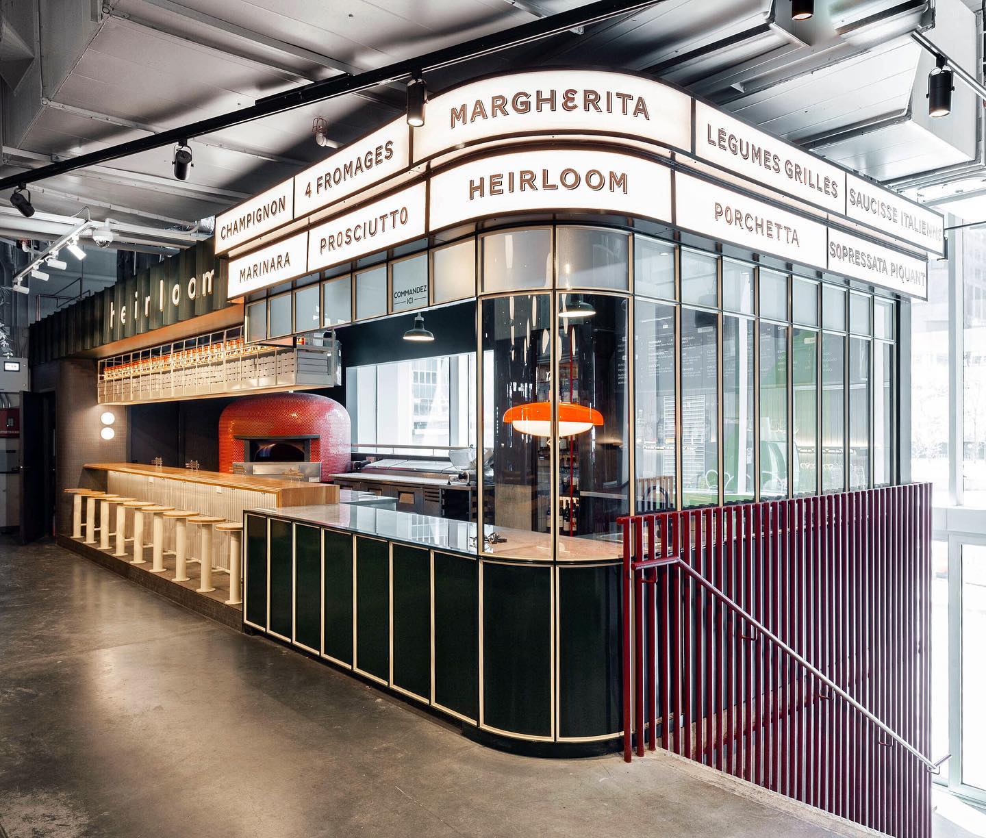 Heirloom Vin & Pizza 3991 Ontario St E, Montreal