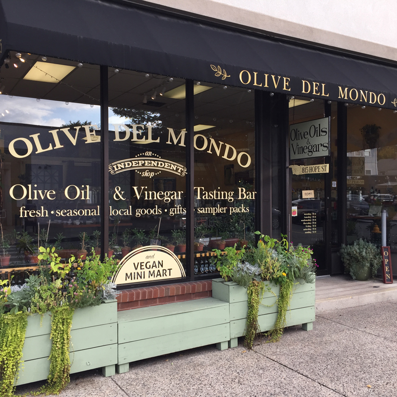 Olive del Mondo: Olive Oils, Vinegars & Vegan Mini Mart