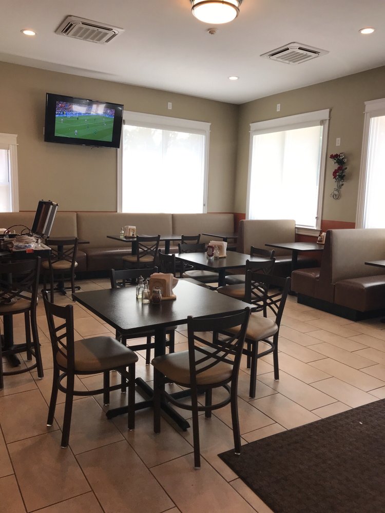 La Roca Restaurant 1150 Elmwood Ave, Providence