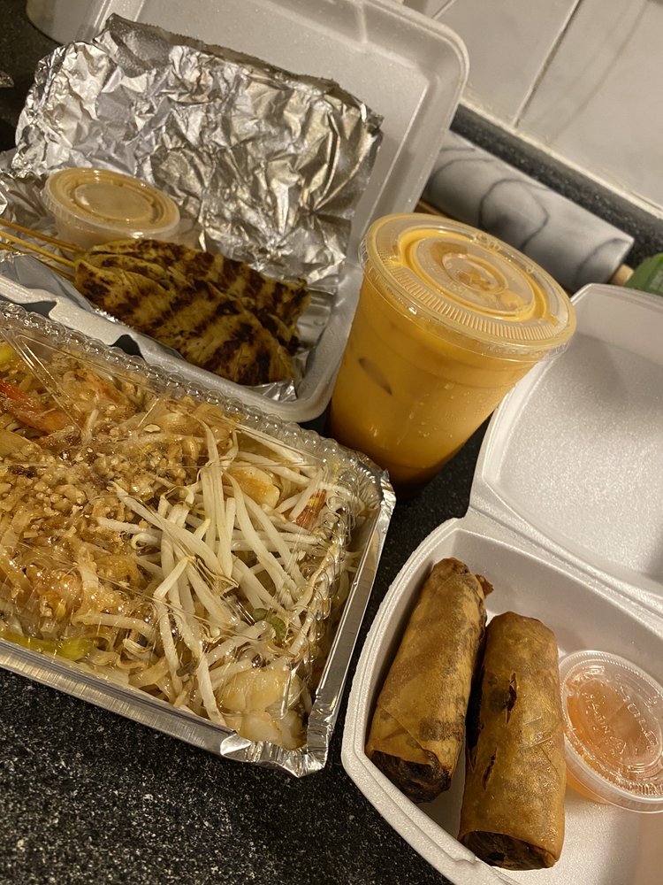Thai Star Restaurant 1088 Chalkstone Ave, Providence