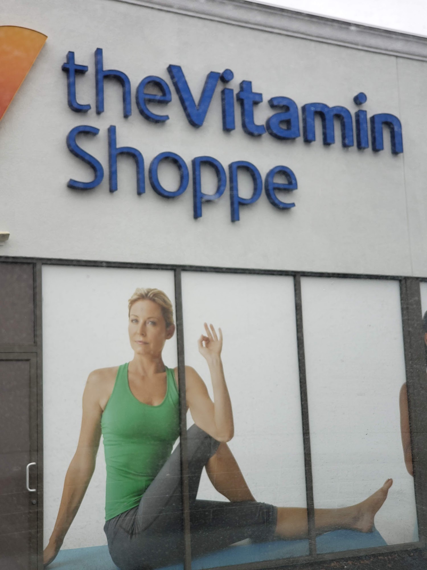 Vitamin Shoppe 1650 Mineral Spring Ave, Providence