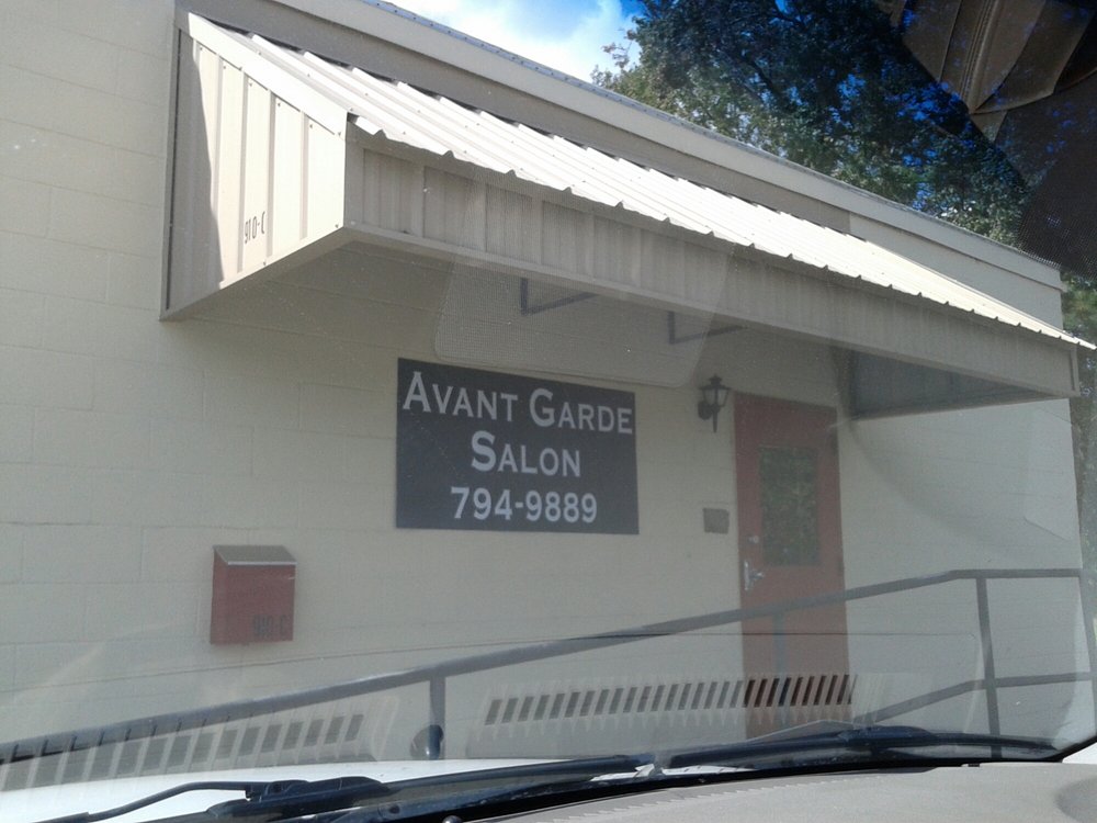 Avant Garde Salon 910 Knox Abbott Dr, Cayce