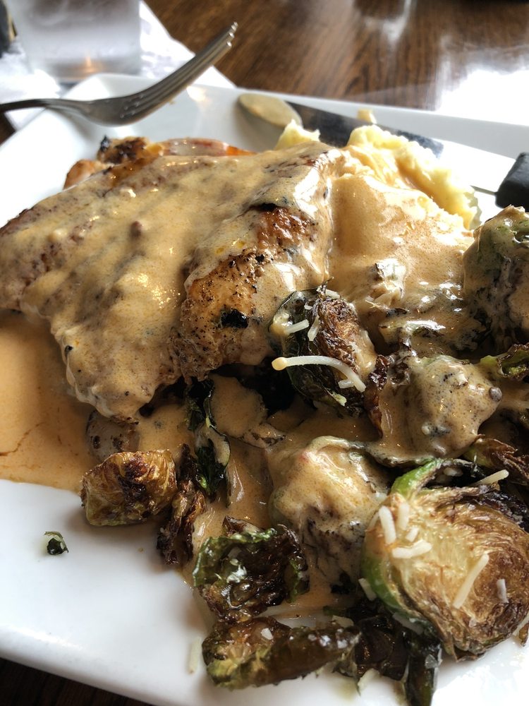 TBonz Gill & Grill 80 N Market St, Charleston