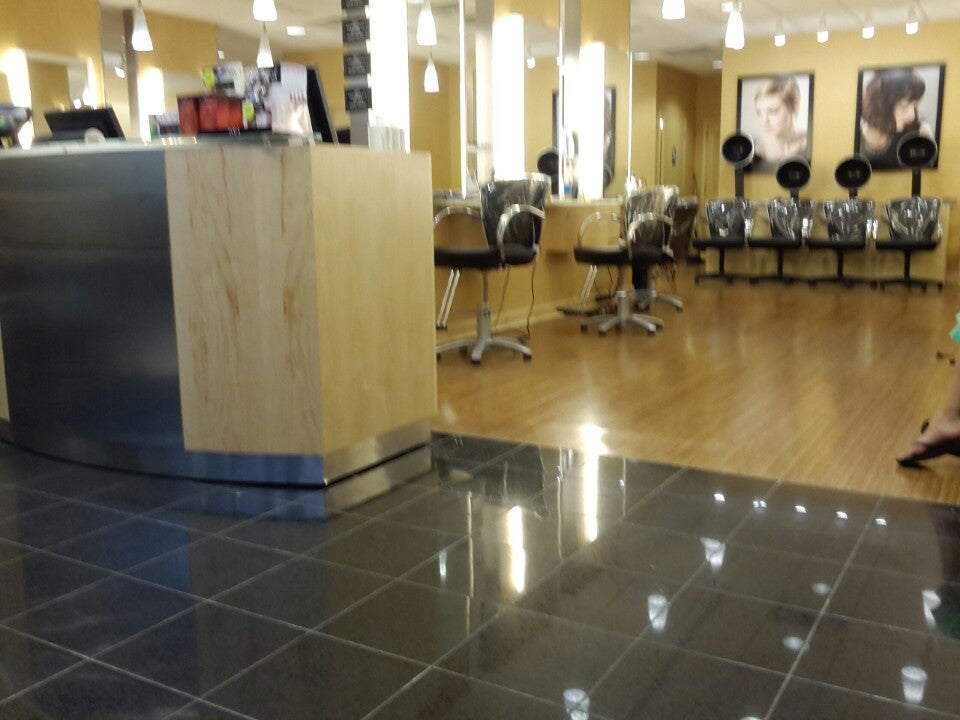 Regis Salon 100 Columbiana Cir #1142, Columbia