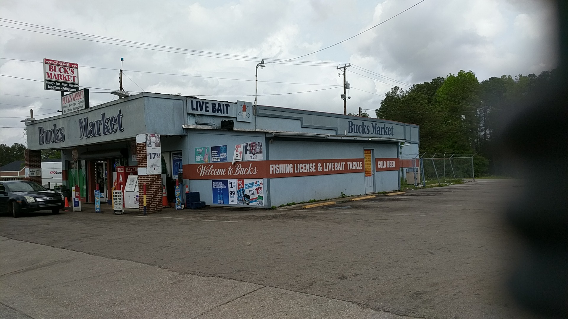 Buck's Sport Shop 'n' Market