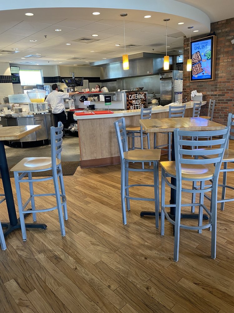 PDQ Restaurant 4456 Devine St, Columbia