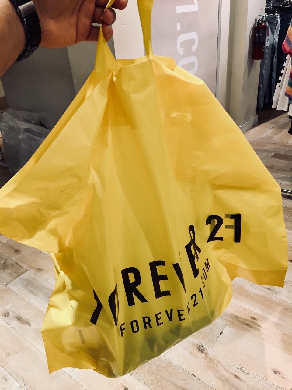Forever 21 700 Haywood Rd Suite #1067, Greenville