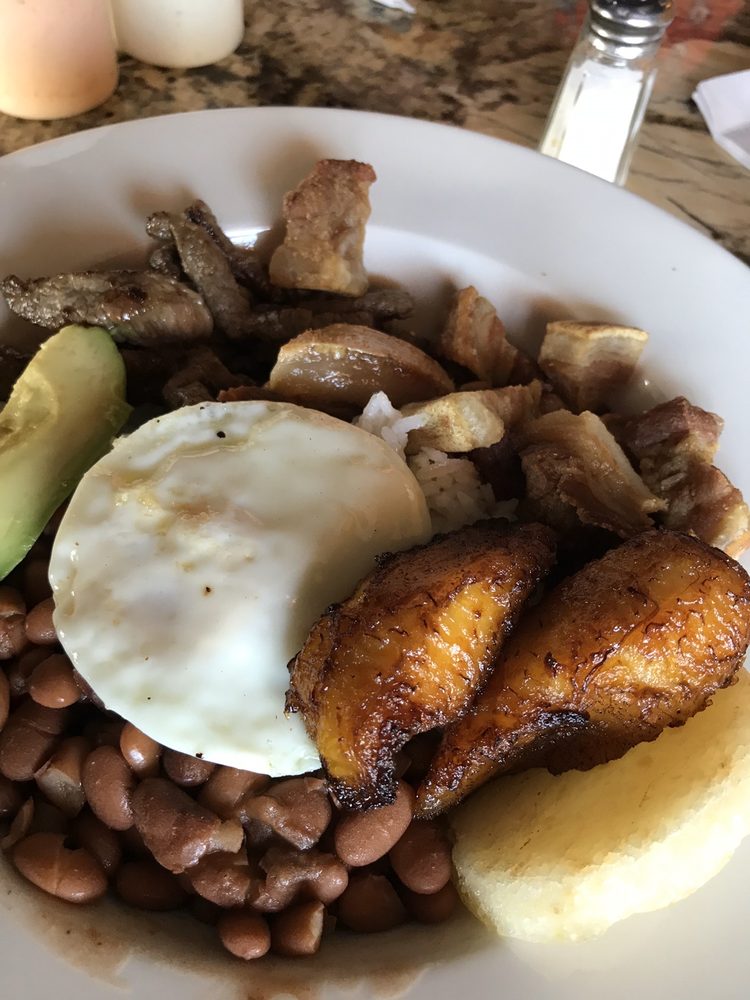Sacha's Cafe 1001 N Pleasantburg Dr, Greenville
