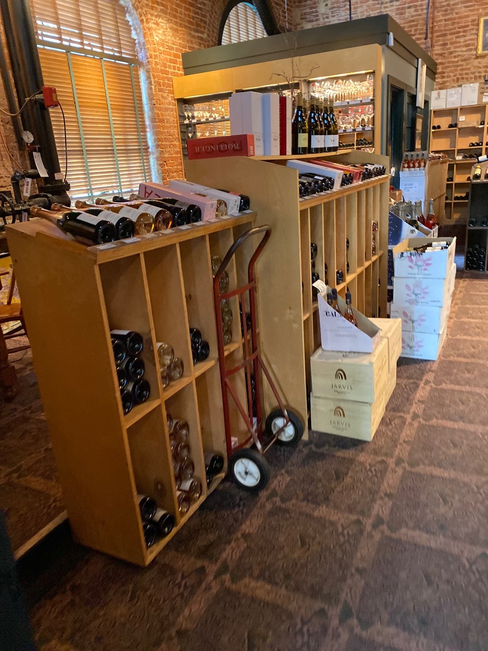 Northampton Wine + Dine 211 E Broad St, Greenville