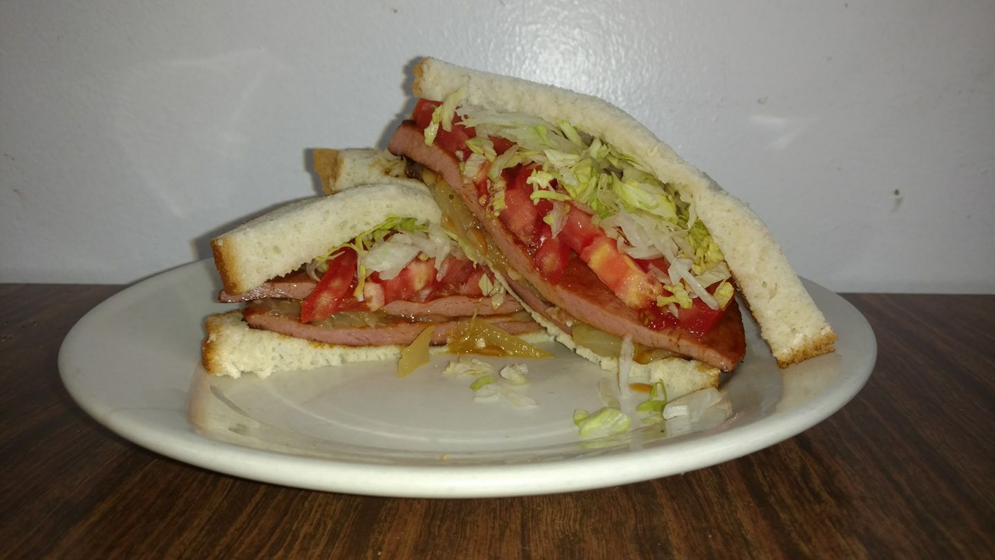 Dave's Restaurant 701 Sulphur Springs Rd, Greenville