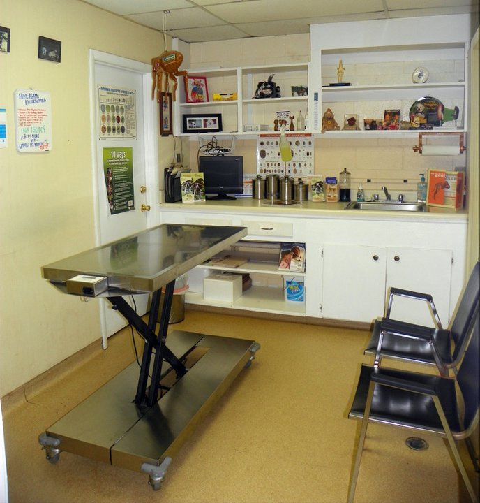 Battle Animal Care Clinic: Battle Jr Jacob DVM 9367 Garners Ferry Rd, Hopkins
