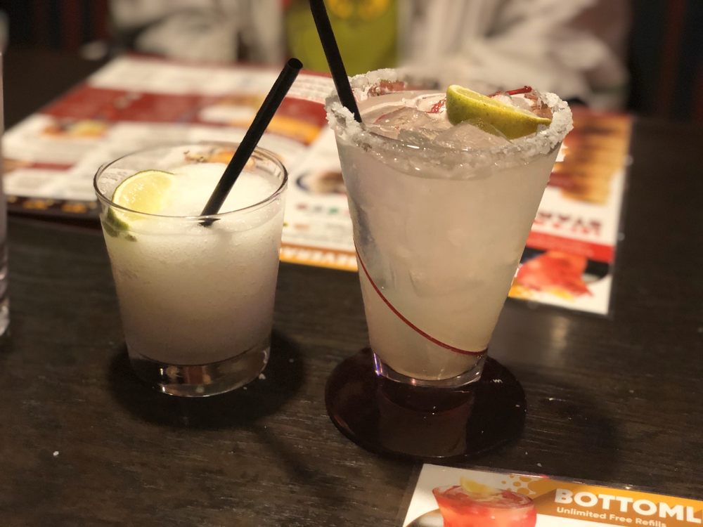 Red Robin Gourmet Burgers and Brews 1218 N Retail Ct, Myrtle Beach