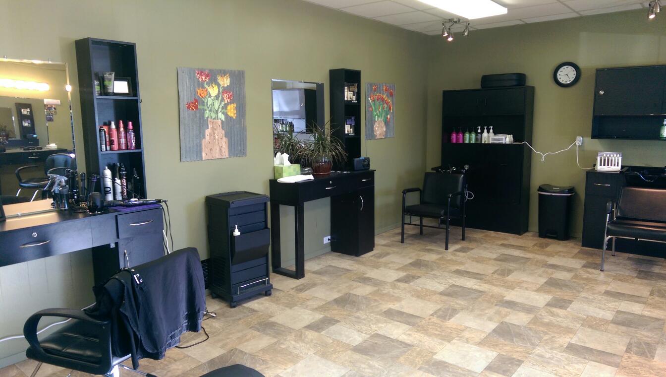 Strands Hair Salon 408 E 4th St, Dell Rapids South Dakota 57022
