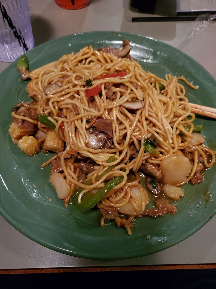 HuHot Mongolian Grill 5430 E Arrowhead Pkwy, Sioux Falls