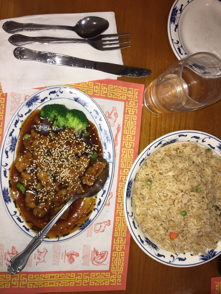 Golden Bowl Restaurant 2600 S Spring Ave, Sioux Falls