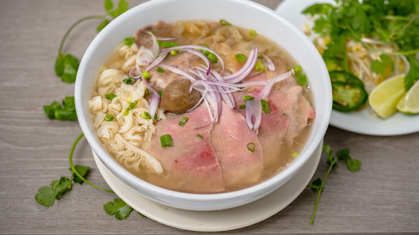 Pho Quynh Vietnamese Restaurant 1100 W 12th St, Sioux Falls