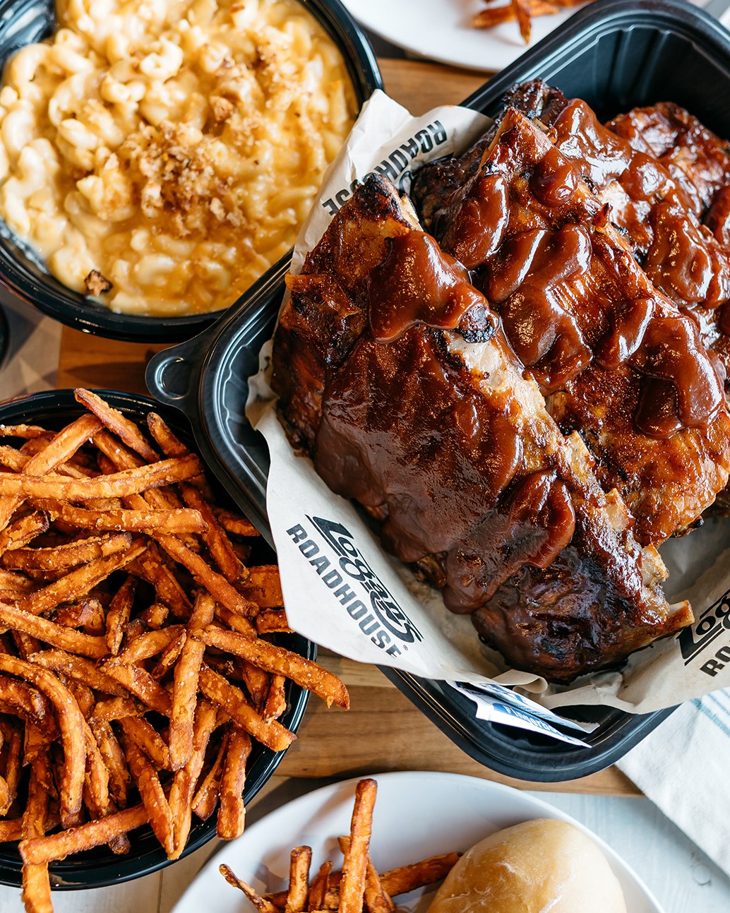 Logan's Roadhouse 3592 Cummings Hwy, Chattanooga