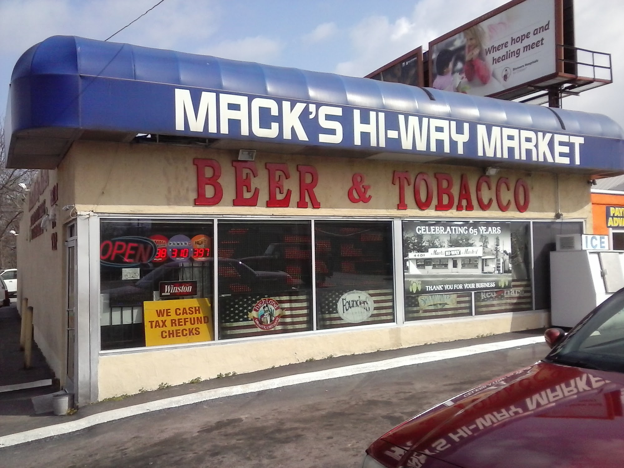 Macks Highway Market - Convenience Store