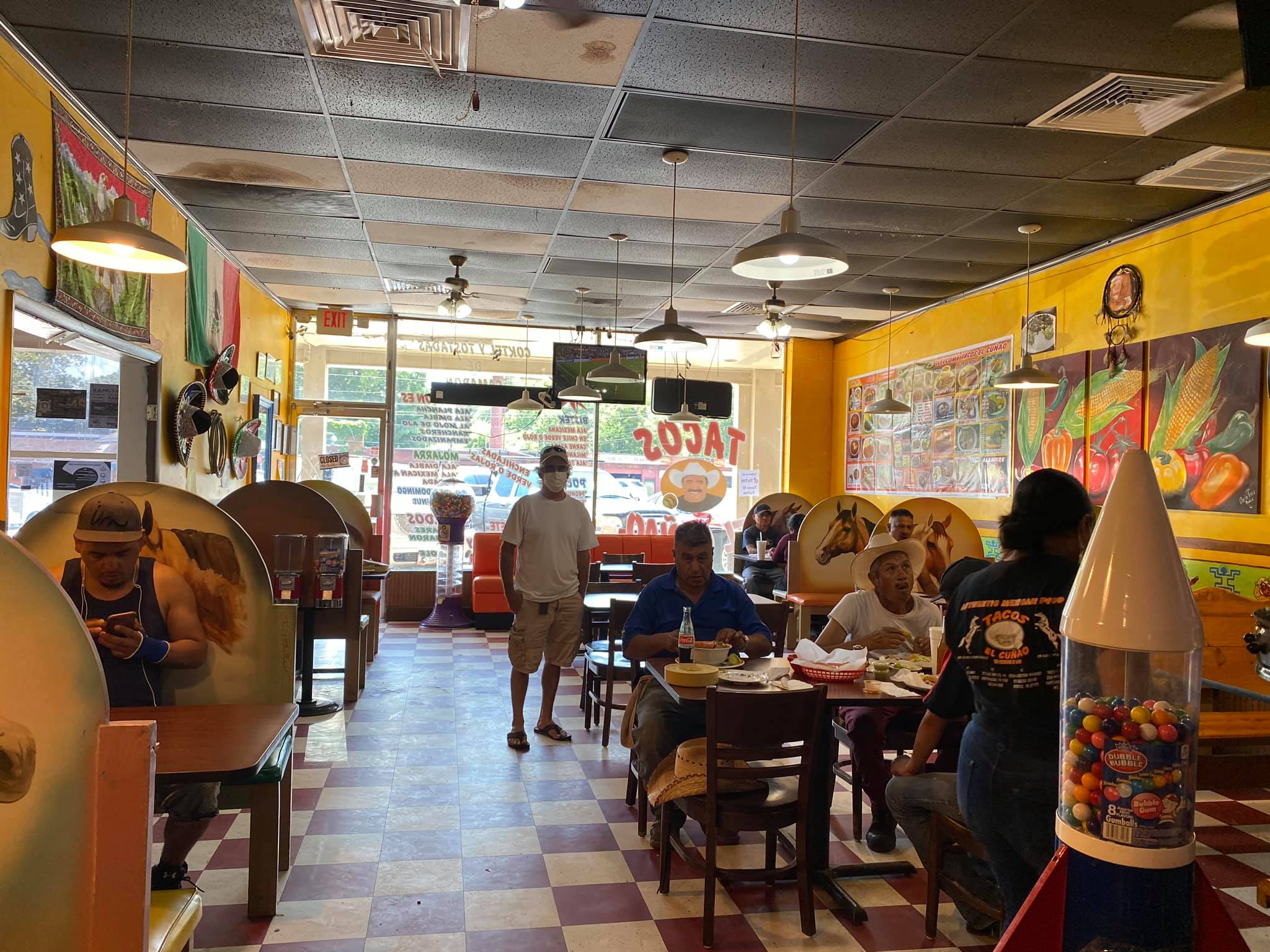 Tacos El Cunao 5813 Lee Hwy #4, Chattanooga
