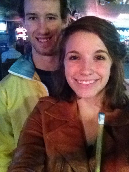 Lively's @ The Ridge bar and grill