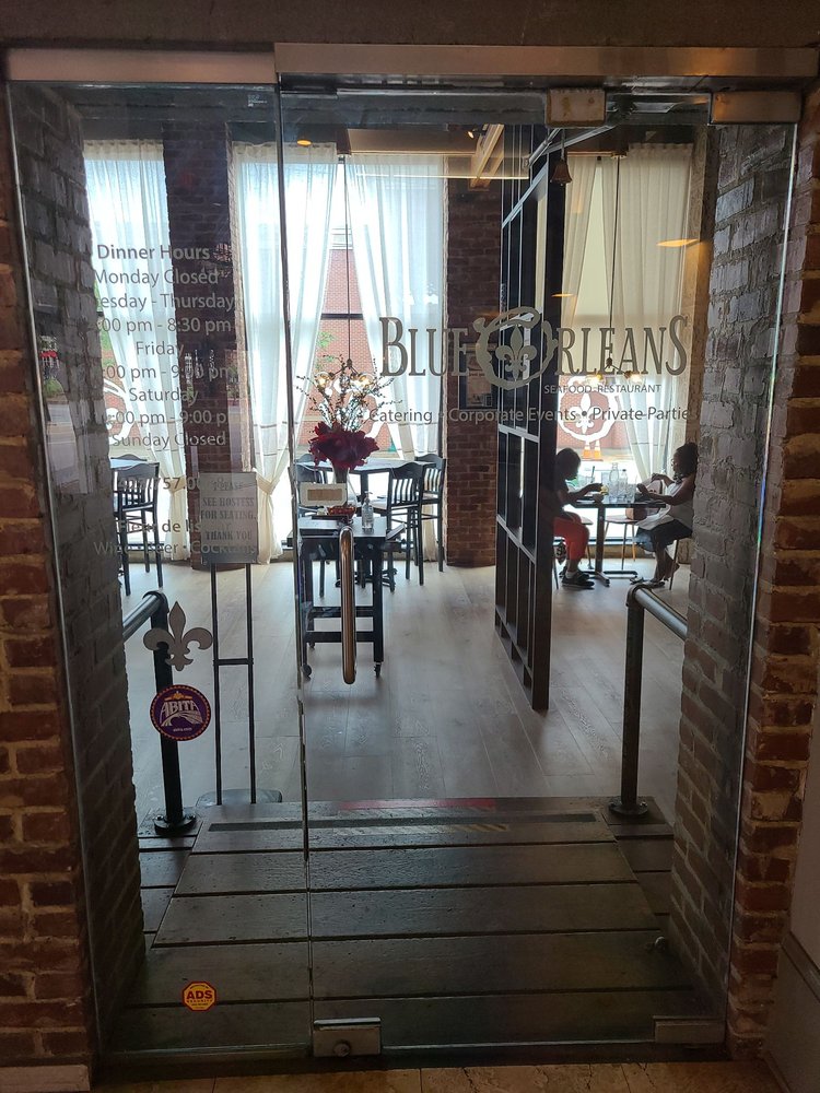 Blue Orleans | Seafood Restaurant 1463 Market St, Chattanooga