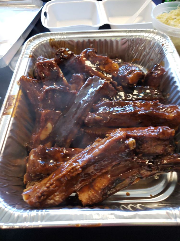 BIG JEFF'S BARBEQUE 4272 Bonny Oaks Dr Suite # A, Chattanooga