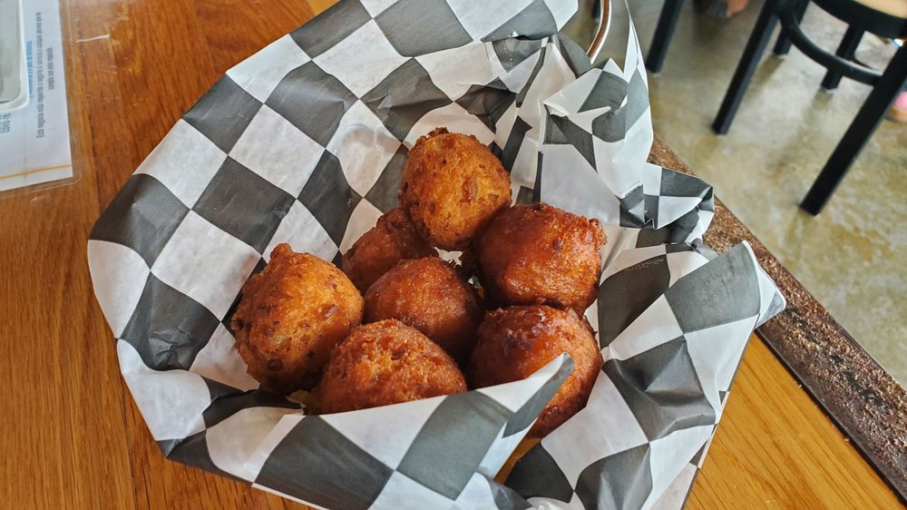 Scottie's On The River 491 Riverfront Pkwy, Chattanooga