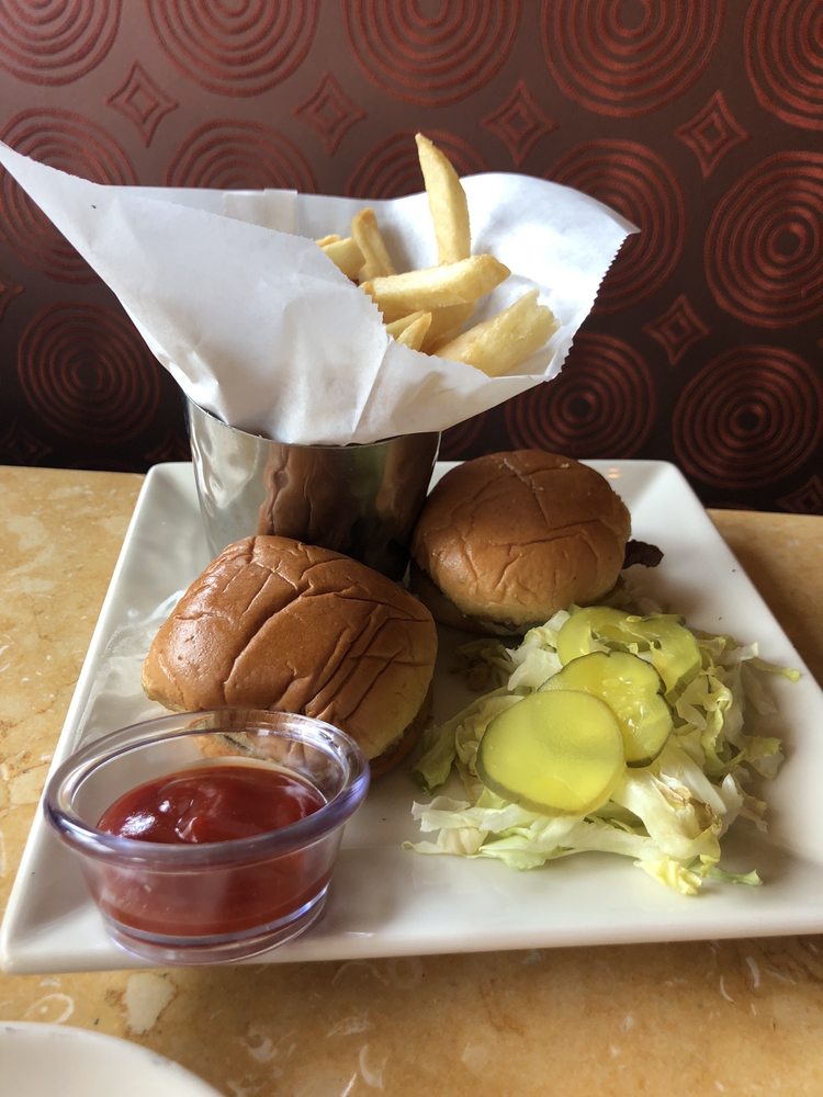 The Cheesecake Factory 2084 Hamilton Pl Blvd, Chattanooga