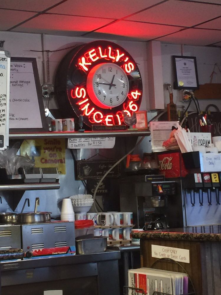 Kelly's Big Burger 405 N Riverside Dr, Clarksville