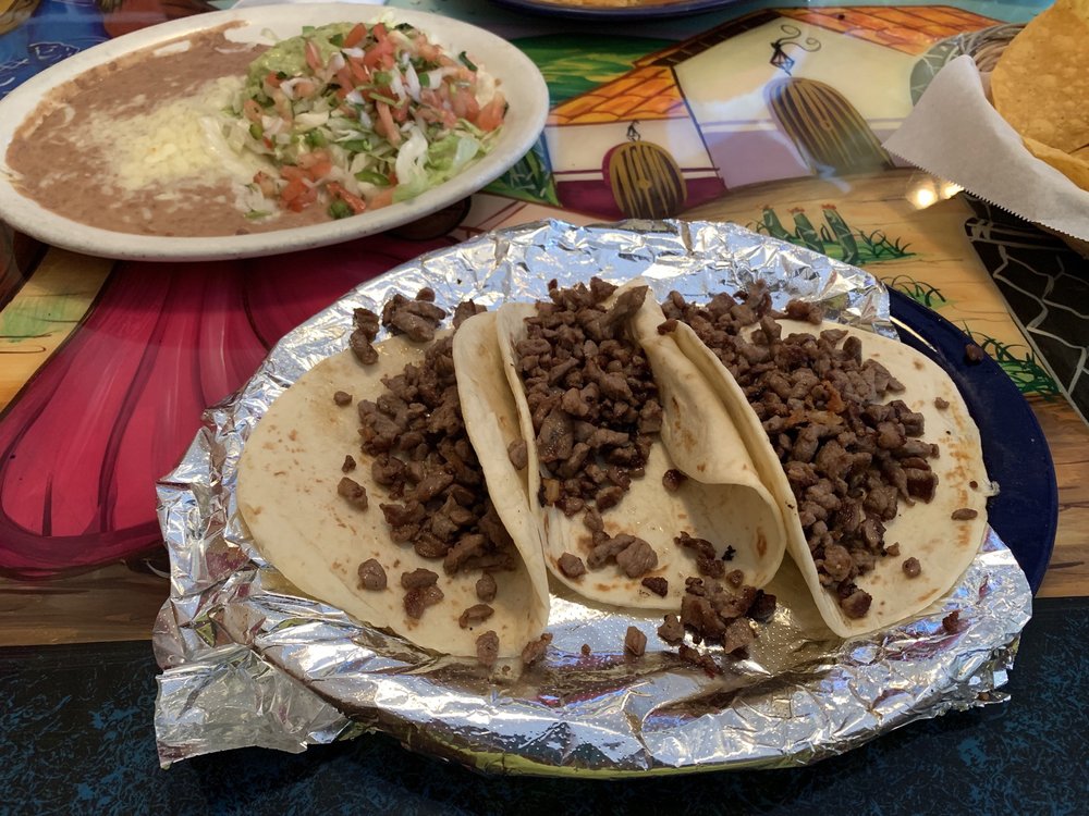 Dos Margaritas 1923 Madison St, Clarksville