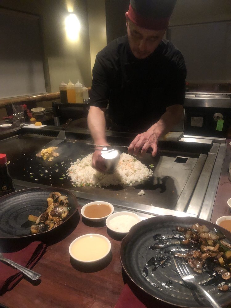 Hananoki Japanese Steakhouse & Sushi 2111 Lowes Dr, Clarksville