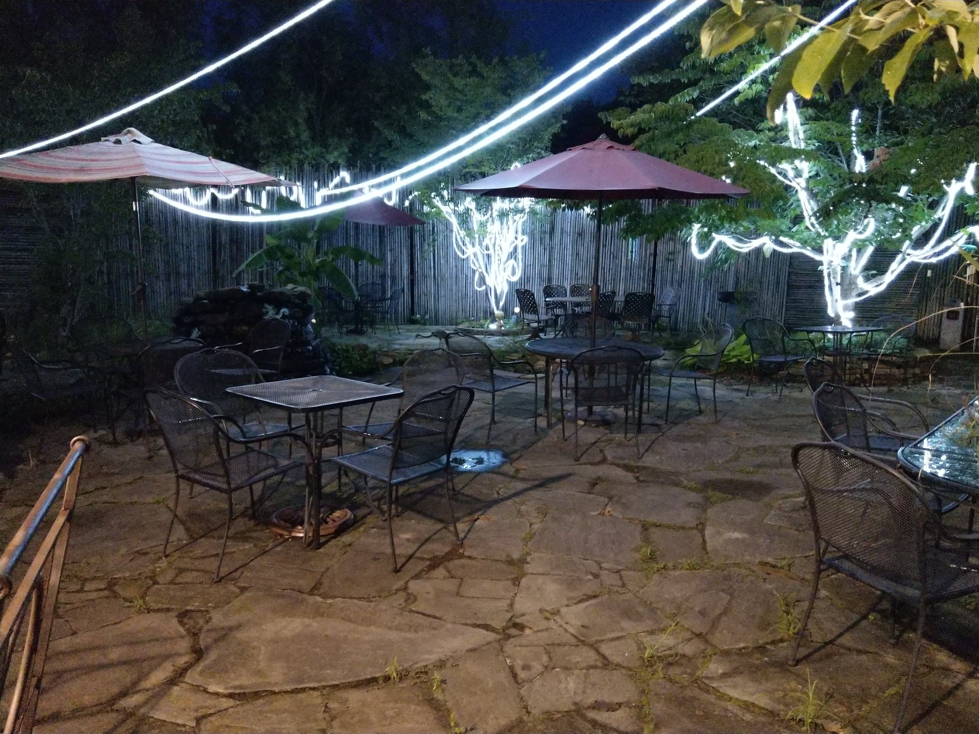 The Wonderland Cafe 329 Warfield Blvd Suite H, Clarksville
