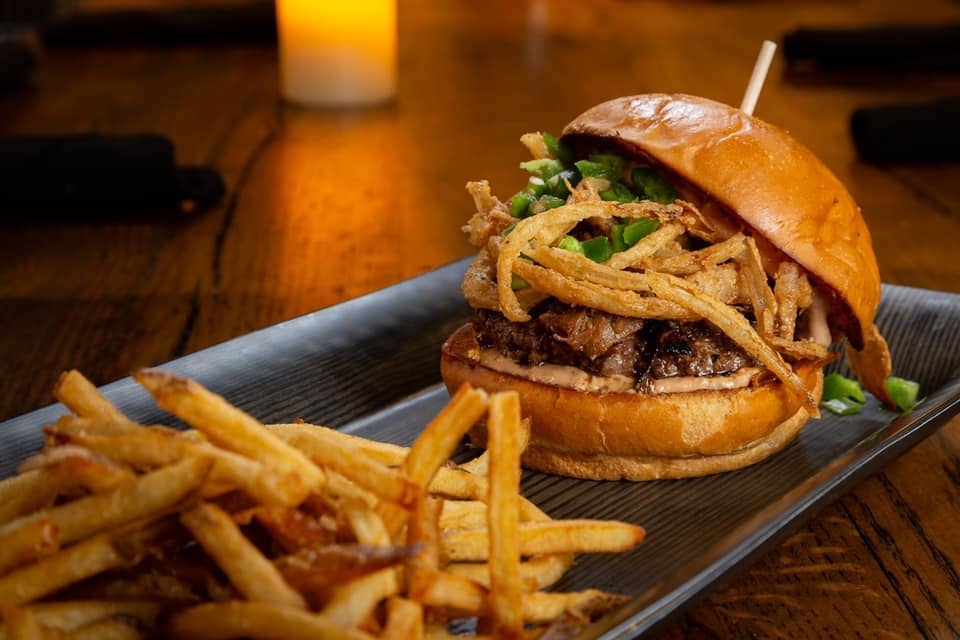 Franklin Burger Co. 1109 Davenport Blvd Ste 500, Franklin
