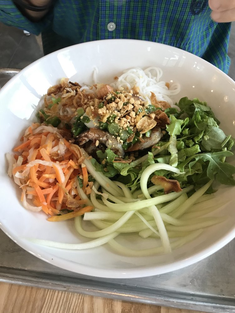 Vui's Kitchen 1201 Liberty Pike, Franklin