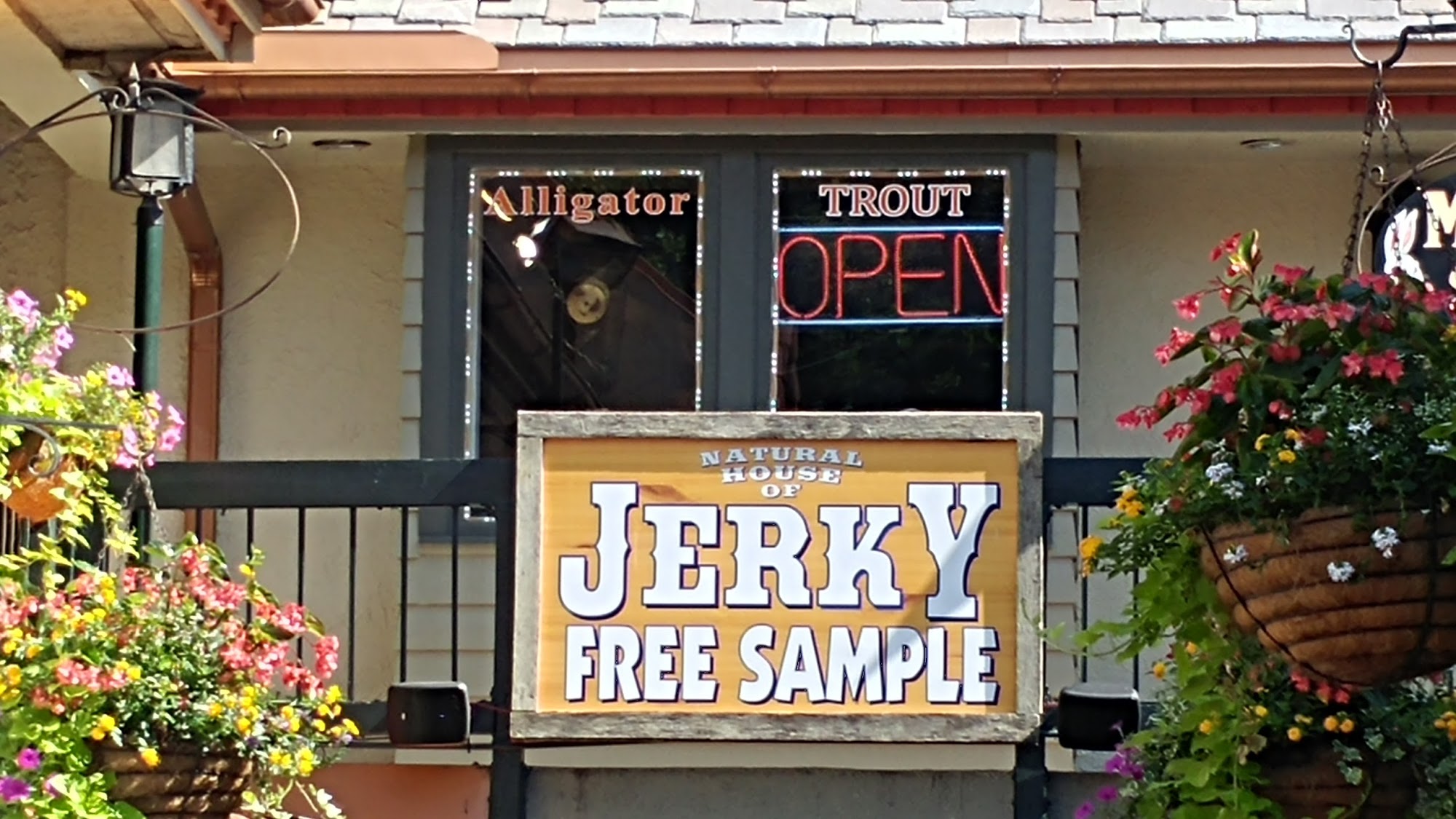 Natural house of jerky / Jerky Store & More