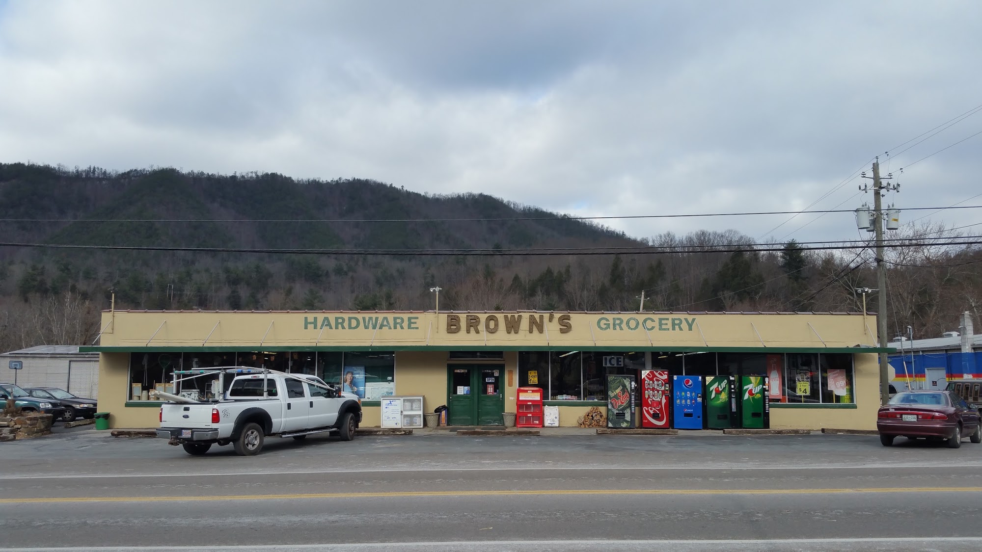 Brown's Grocery & Hardware