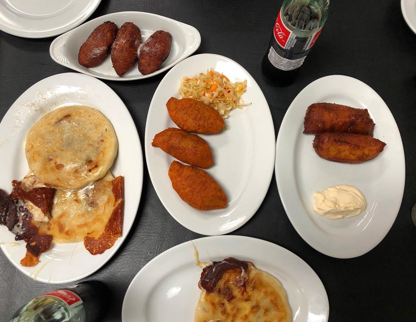Gonzalez Pupuseria y Restaurante 31 Bowling Dr Suite J, Jackson