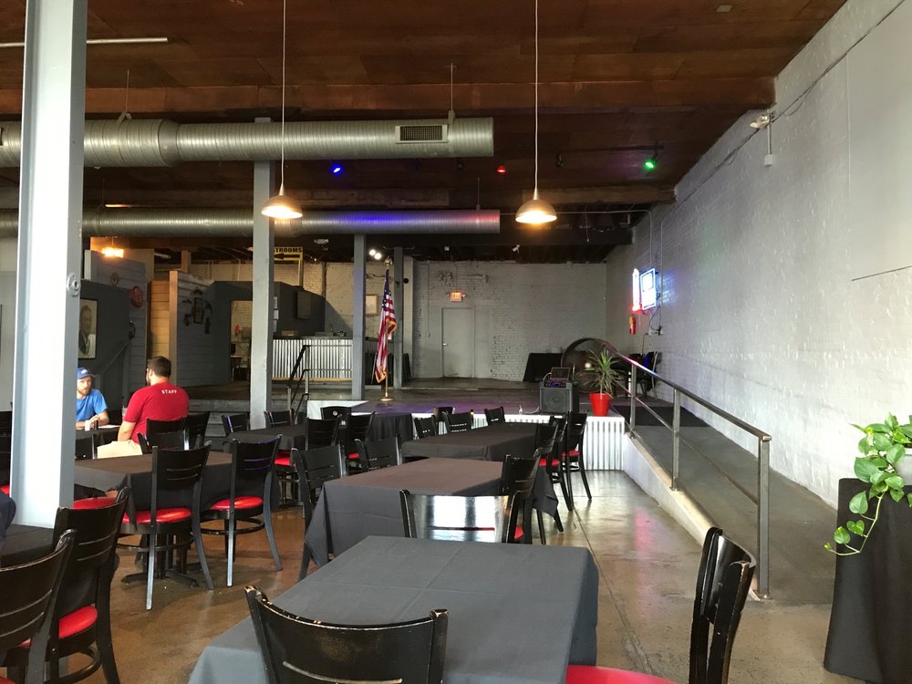Baker Bros. BBQ 215 W Main St, Jackson